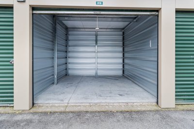 10×16 Garage in Jeffersontown, KY 3