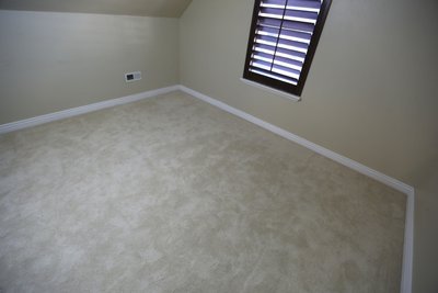 Home Storage Room in Tampa, FL near Near 5722 Carrollwood Meadows Dr 2