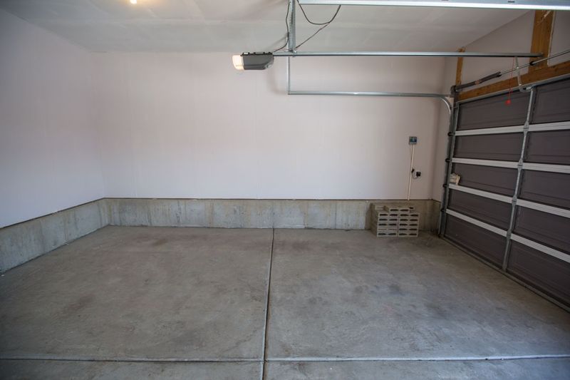 Garage in Tampa, Florida 0