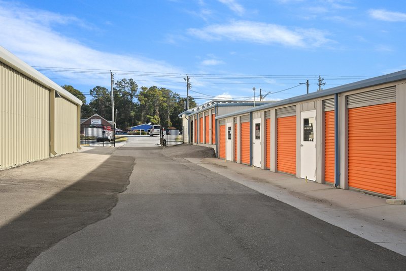 Self Storage Unit in Cedar Point, North Carolina 2