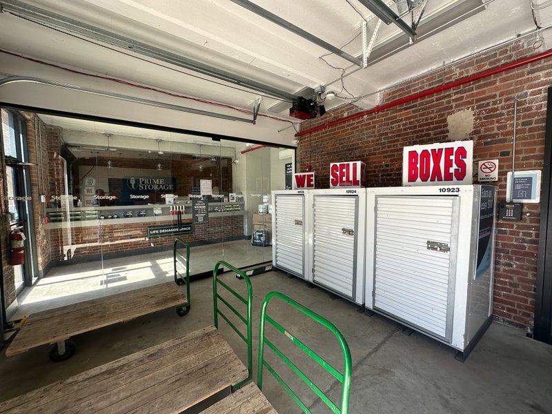 Self Storage Unit in Garfield, New Jersey 1