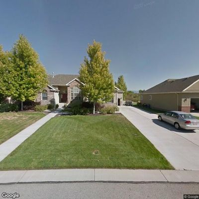 Garage in Highland, UT near Near 6052 W Thornton Ln