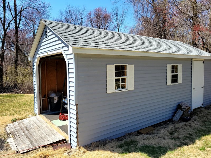 Garage in Manchester, Connecticut 3